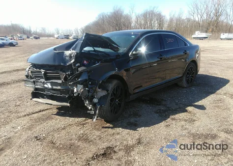 2019 Ford Taurus Limited z USA, uszkodzony, nr VIN 1FAHP2F87KG111524